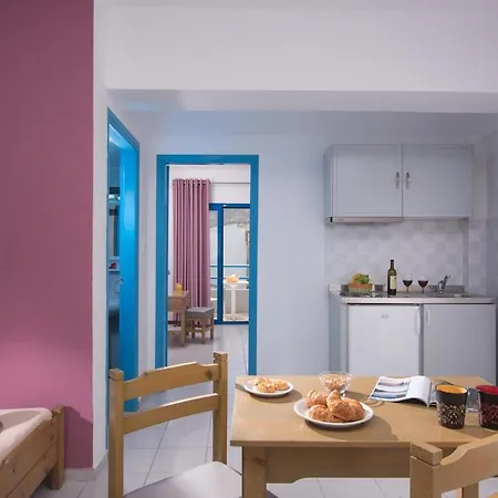 Spacious With Lovely Mountain And Sea View Apartment