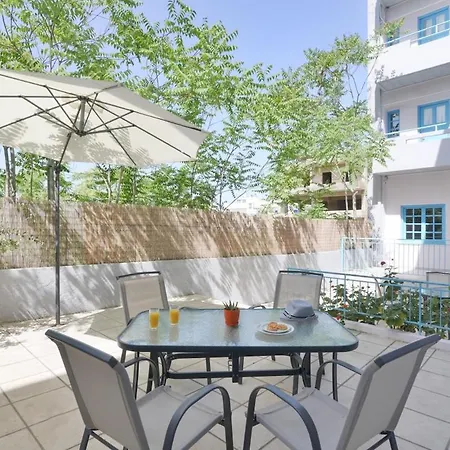 Spacious With Lovely Mountain And Sea View Apartment *