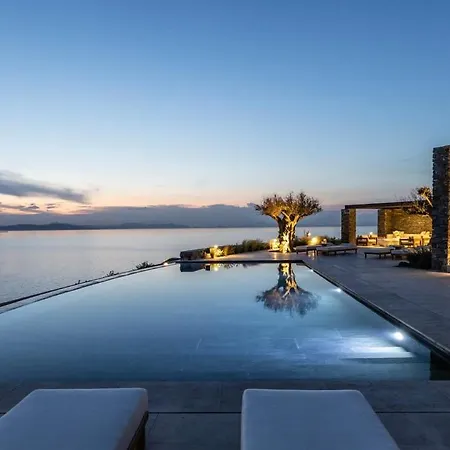 Spacious With Lovely Mountain And Sea View Apartment Hersonissos (Crete)