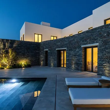 Spacious With Lovely Mountain And Sea View * Hersonissos (Crete)