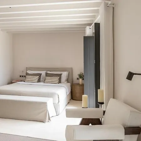 Spacious With Lovely Mountain And Sea View