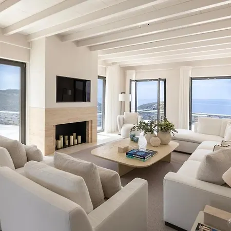 Apartment Spacious With Lovely Mountain And Sea View