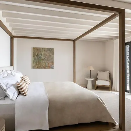 Apartment Spacious With Lovely Mountain And Sea View