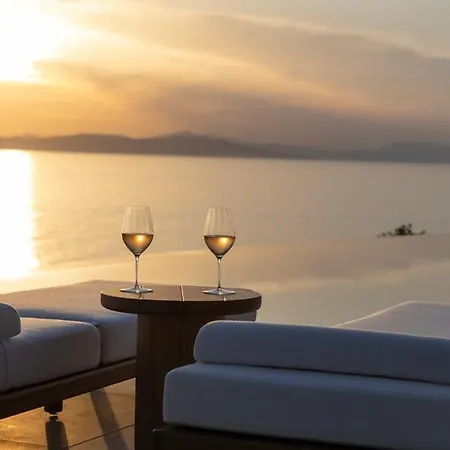 Spacious With Lovely Mountain And Sea View * Hersonissos (Crete)